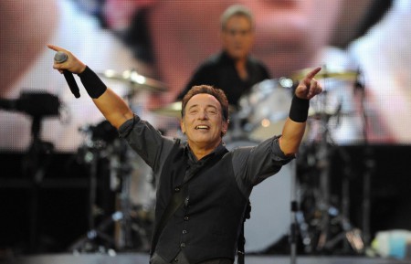 El concierto de Bruce Springsteen descarta el Bernabéu como sede de la final de Copa